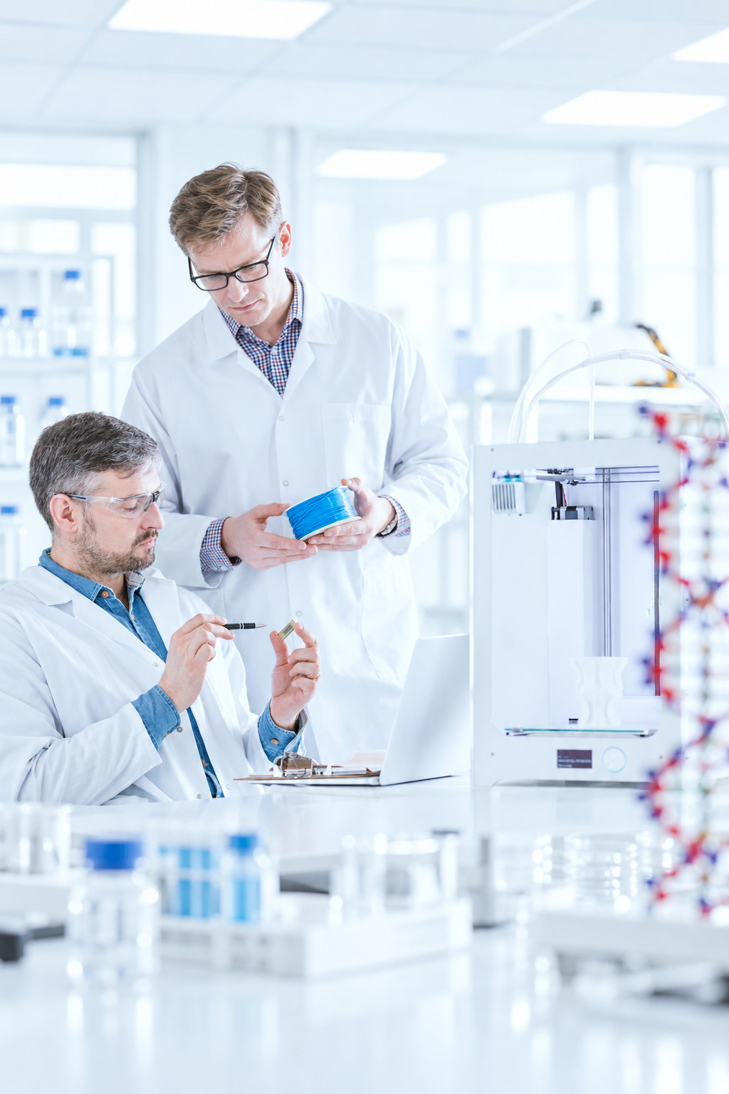 MAXCLEAN cleanroom production team